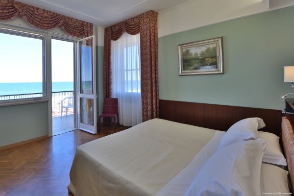 Hotel Abner's (Riccione)